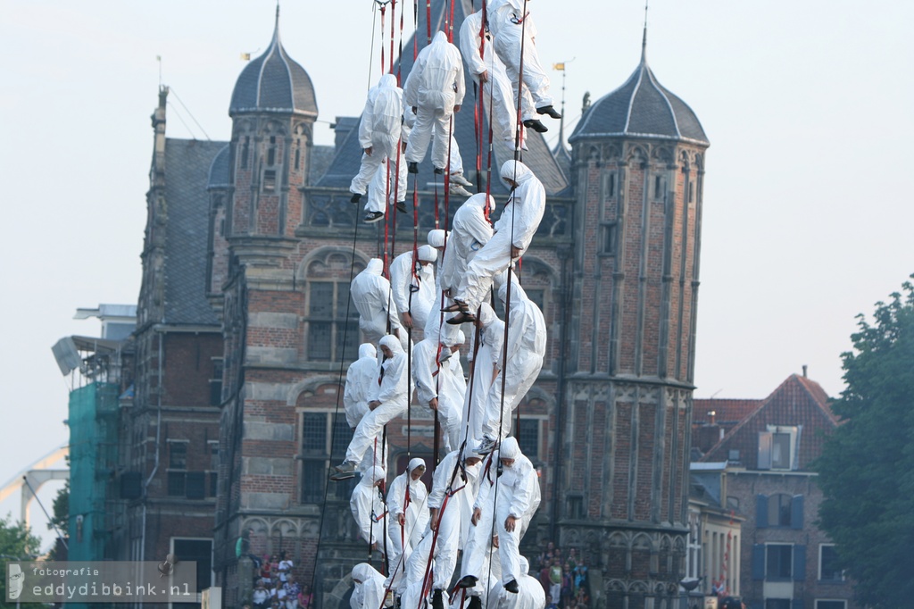 Deventer Op Stelten - 2010-07-09 - DoS La Fura dels Baus en Close-Act 012 - by Eddy Dibbink